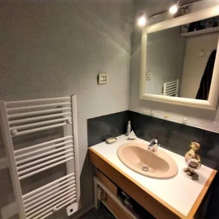 Front De - 8150 Appartement *